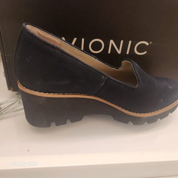 Vionic "Willa" Lug Wedge. Dark Navy Blue. NIB. Size 5 - Picture 5 of 14